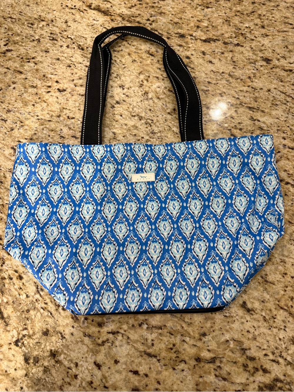 Scout Daytripper Ikat Merci Beau Blue Pattern Tote Bag Medium Blue & White